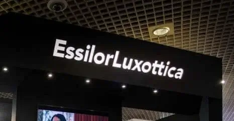 insegna di EssilorLuxottica